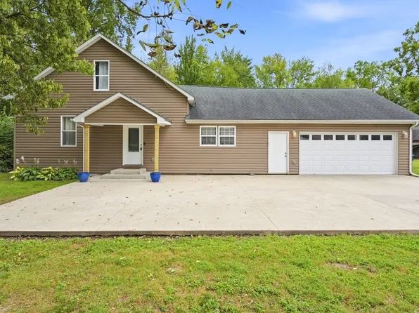 8 School St, Markleville, IN 46056