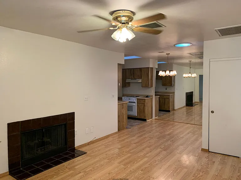 3095 Shoshone Pl #5B — Photo 2