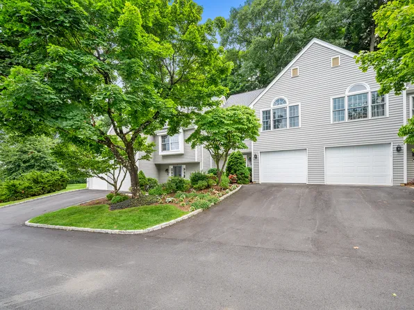 120 Prospect Street APT 5, Ridgefield, CT 06877