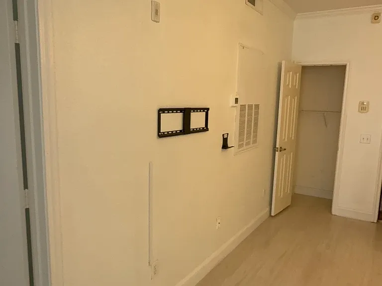 860 N Orange Ave #303 — Photo 6