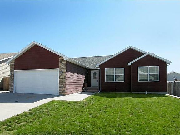 602 Lakeland Hills