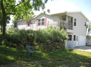 19028 122nd Rd, Meriden, KS 66512