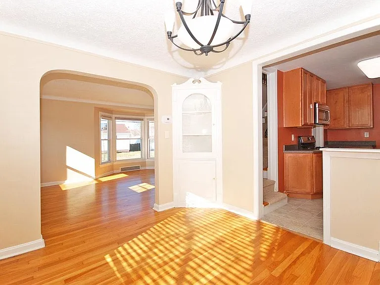 3721 Silsby Rd — Photo 27