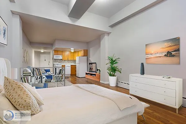 Rented by Metropolitan Property Group | media 17