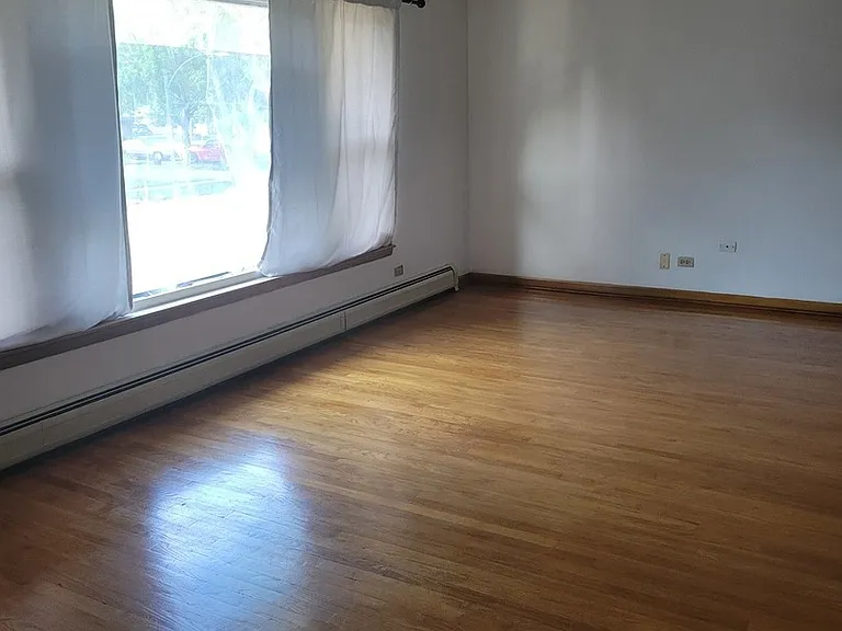 843 W Heritage Dr #1 — Photo 3