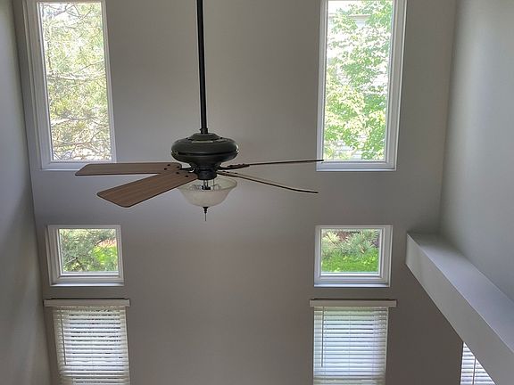 2nd image of 1191 Westminster Ln #1191
