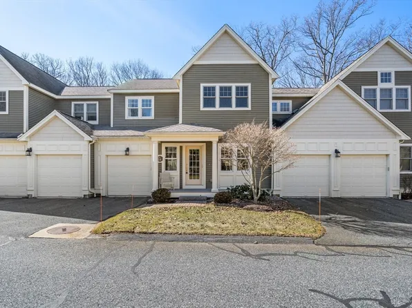14 Cole Dr #18, Hopkinton, MA 01748