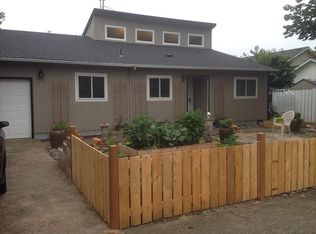 935 NW Ash St, McMinnville, OR 97128