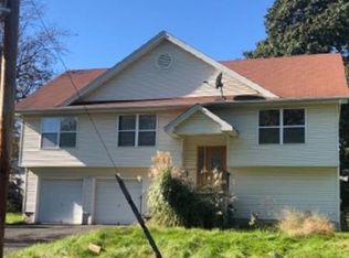 262 Leffler Cir, Florence, NJ 08518