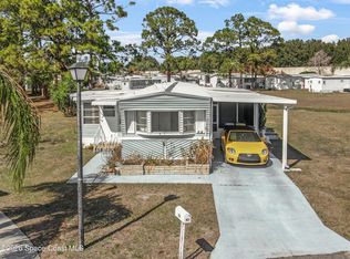 294 Fantasy Ct NE, Palm Bay, FL 32907