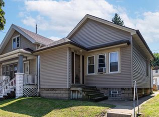 925 W Maple St, Milwaukee, WI 53204