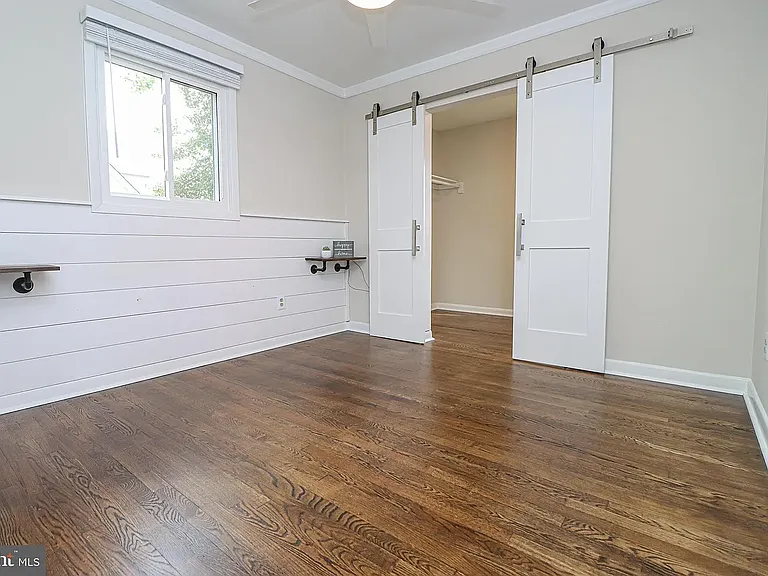430 Duvall Ln — Photo 13