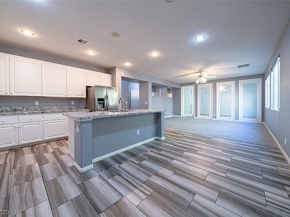 5th image of 11054 Ashboro Ave