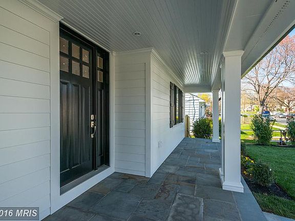 4th image of 9910 Montauk Ave