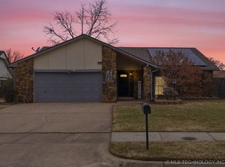 13327 E 33rd Pl, Tulsa, OK 74134