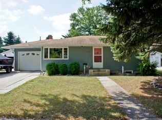 1913 16th St S, Fargo, ND 58103