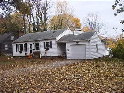 2nd image of 2837 Landon Dr