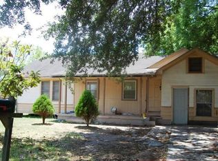 101 W Cleveland St, Baytown, TX 77520