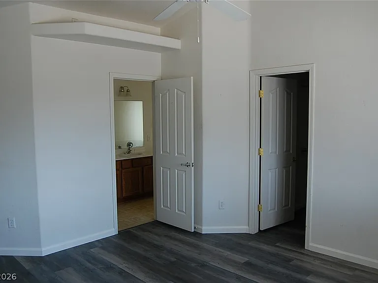 4911 E Ridgewood Dr — Photo 13