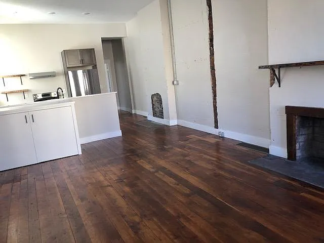 2 bed, 1100 sqft, $1,600 — Photo 4