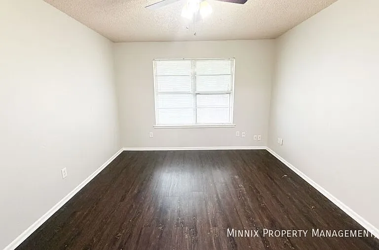 7303 Avenue X #107 — Photo 15
