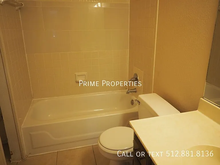 1401 Hermitage Dr — Photo 14