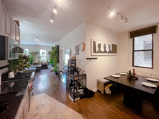 Rented by The Downtown LLC | media 35