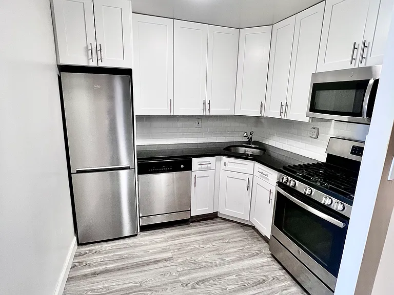 14016 34th Ave #704 — Photo 12
