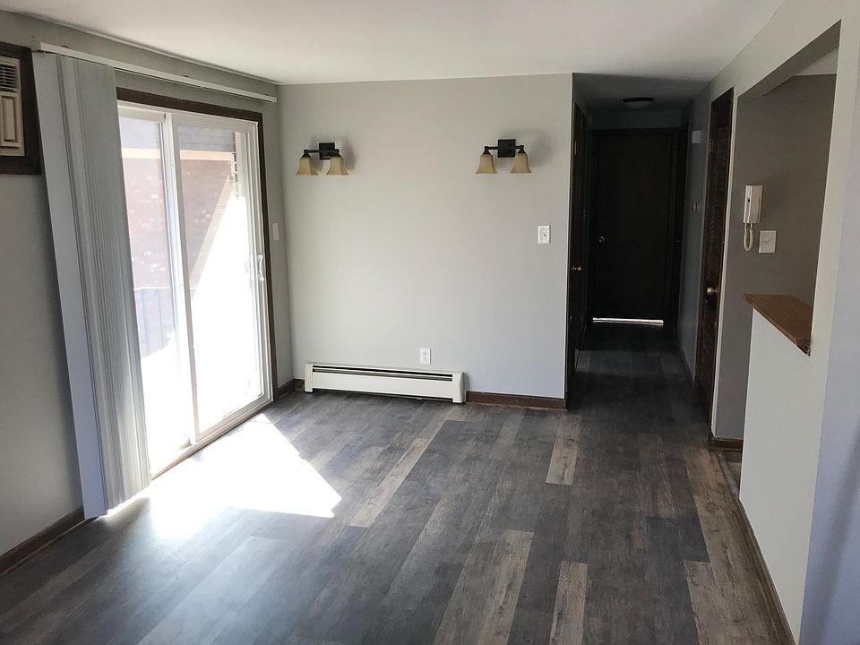 1st image of 6551 E Quaker St