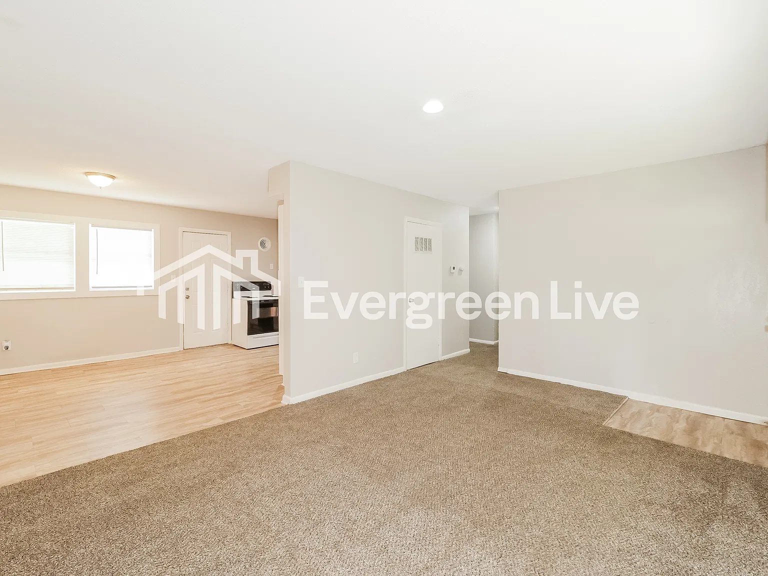 4 bed, 1.5 bath, 1176 sqft, $1,395 — Photo 4