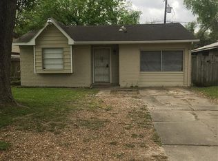 303 Overbluff St, Channelview, TX 77530