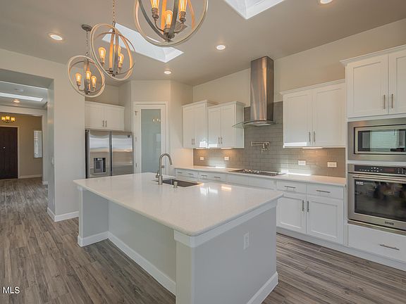 2nd image of 13448 Emerald Rose Ct