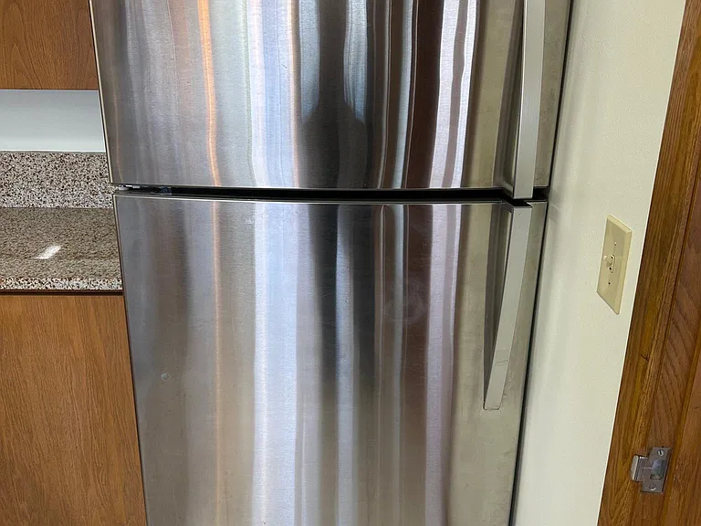 505 E Henry Clay St #101 — Photo 9