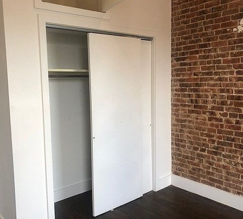5th image of 946 Fulton St APT 5