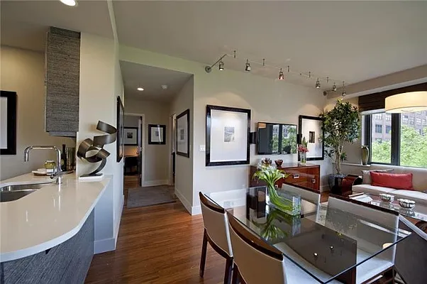 Rented by Manhattan Miami Real Estate | media 22