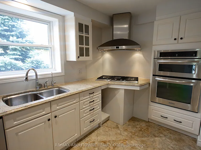 25 Allonsius Dr #MAIN — Photo 6