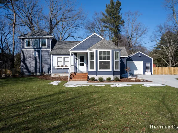 1883 W Lakewood Blvd, Holland, MI 49424