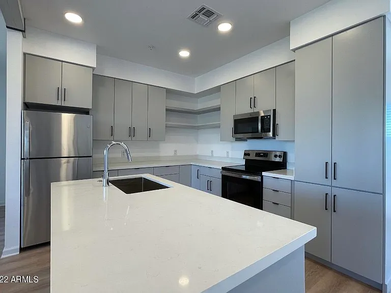 12412 N Saguaro Blvd #101 — Photo 15