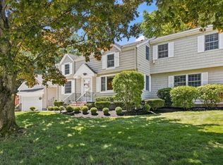 8 Emery St, Peabody, MA 01960