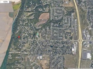 5460 Clare Rd, Shawnee, KS 66226