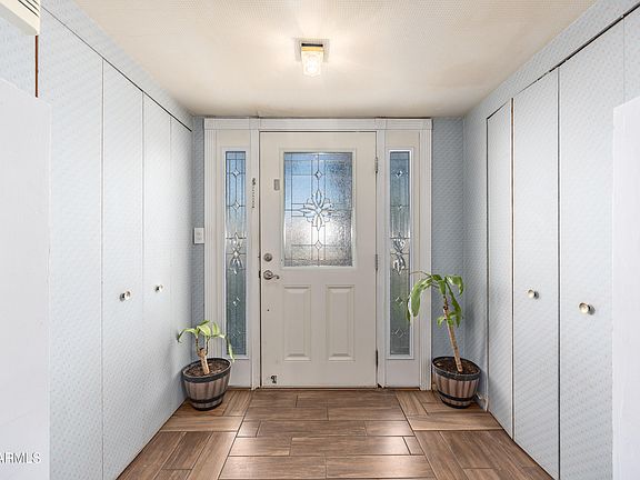 4th image of 655 E 2ND Street
