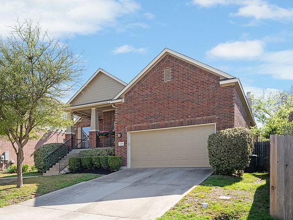 3rd image of 2318 Narrow Valley Dr