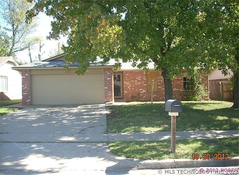 1st image of 255 S 183rd East Ave