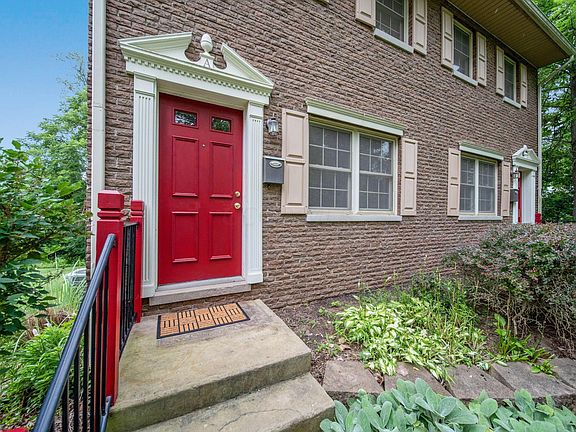 5th image of 439 W Maple St