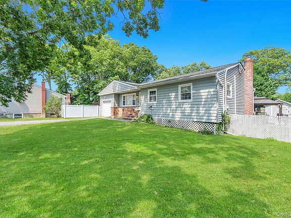 2nd image of 437 Commack Road