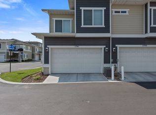1741 W Nikos Ln, South Jordan, UT 84095