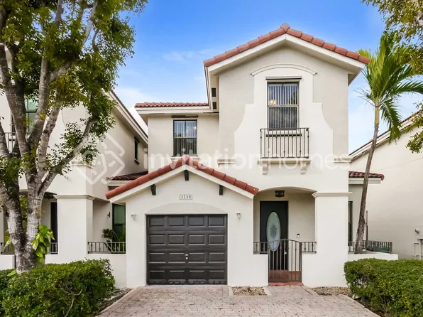 3720 SW 69th Ave, Miami, FL 33155