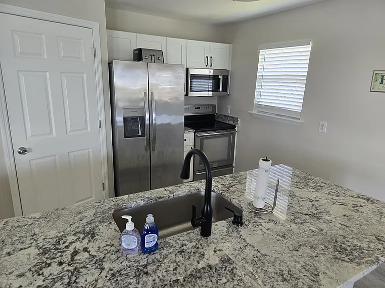 3393 Poinsettia Dr — Photo 14