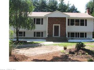 885 Mountain Rd, West Hartford, CT 06117