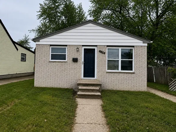 8654 Continental Ave, Warren, MI 48089